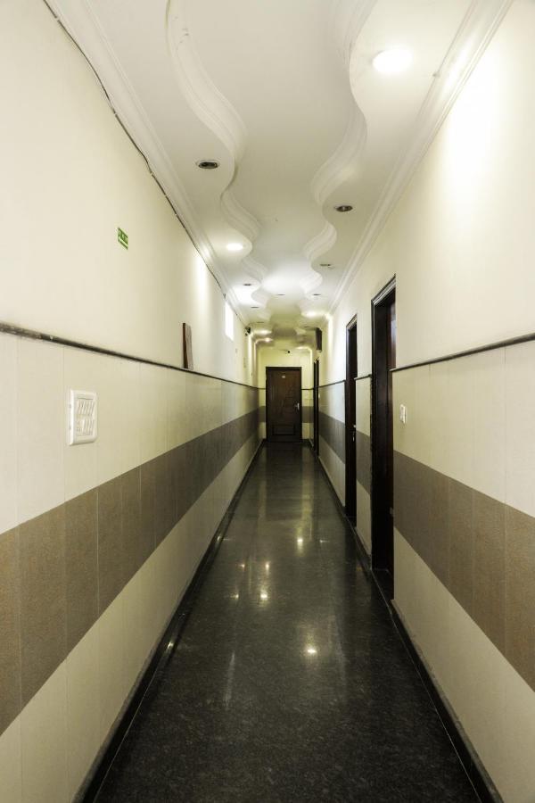 Hotel Centra Inn New Delhi Exterior photo